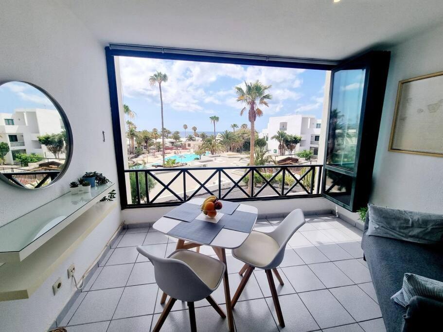 Ferienwohnung Luxury Ocean View Playa Roca Costa Teguise Exterior foto